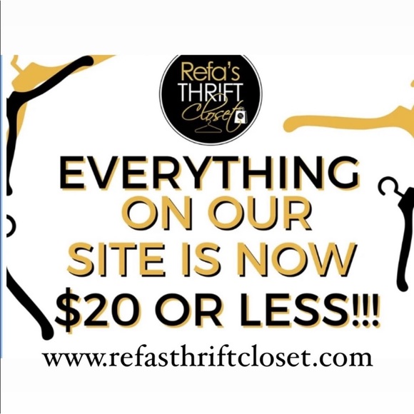 Ladies Old Navy Mid-Rise Boyfriend Bleach Wash Shorts - Picture 3 of 3